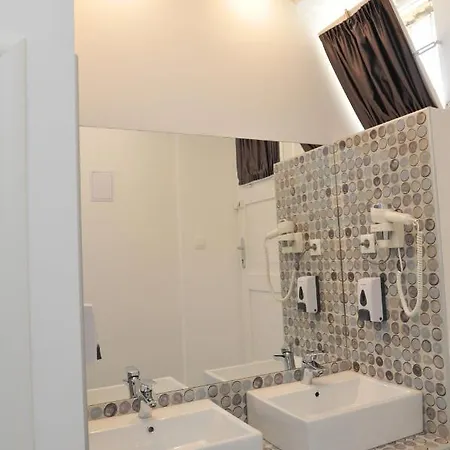 Flamingo Хостел *